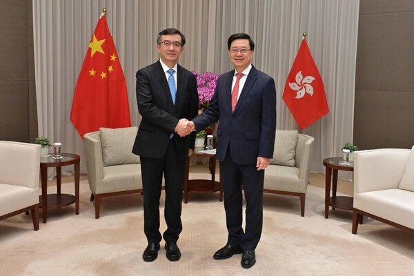 李家超晤青海省長探討深化經貿合作